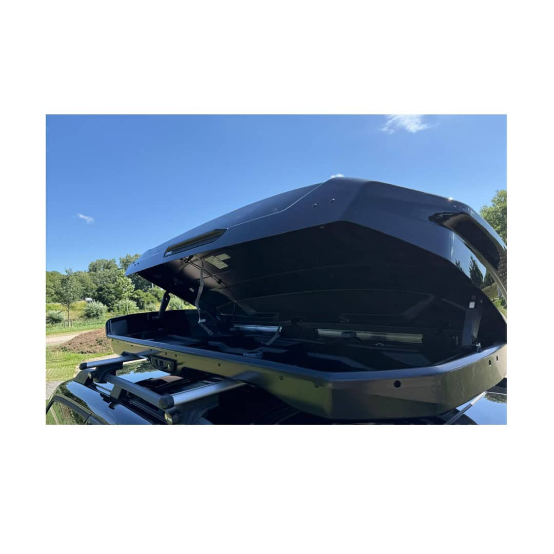 Germat VERHUUR Thule Motion 3 XL dakkoffer voor extra bagageruimte