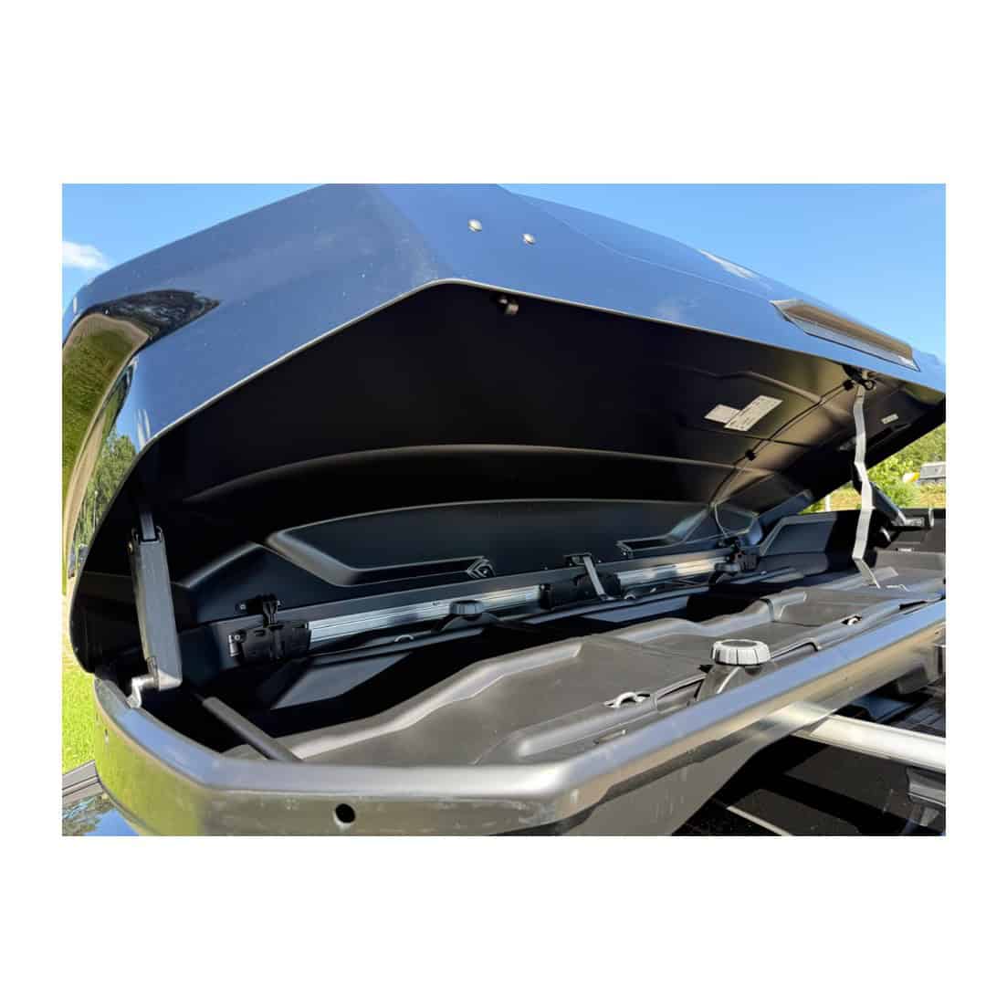 Germat VERHUUR Thule Motion 3 XL dakkoffer voor extra bagageruimte